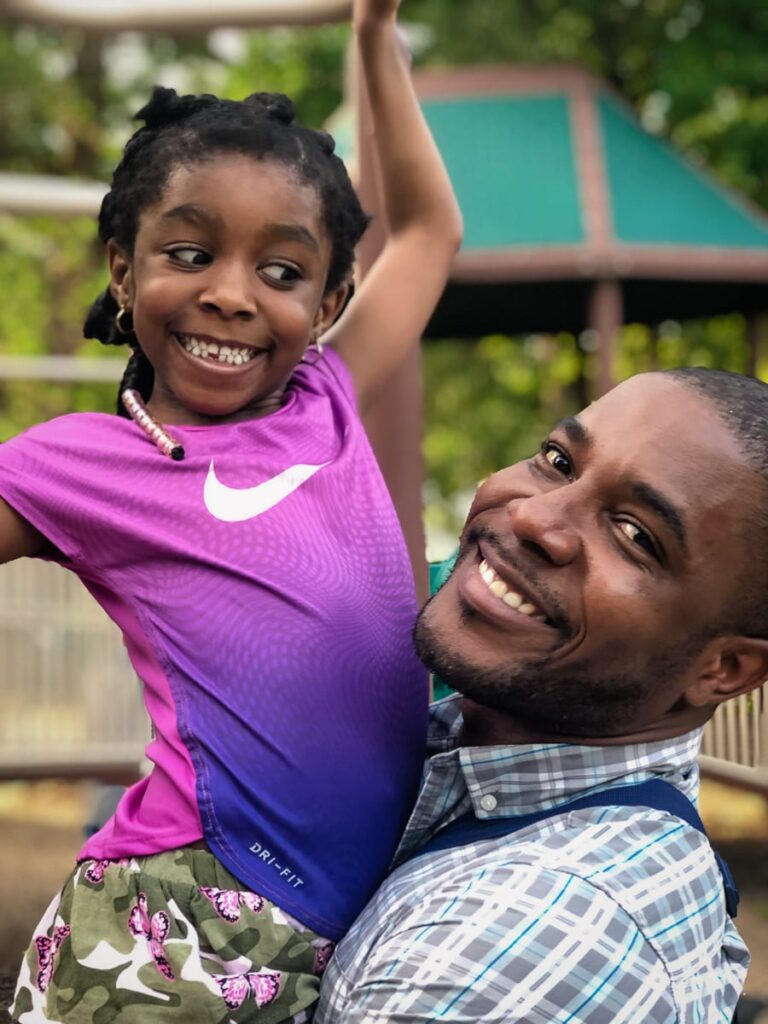 daughter, children, detained, holiday, immigration, Illinois