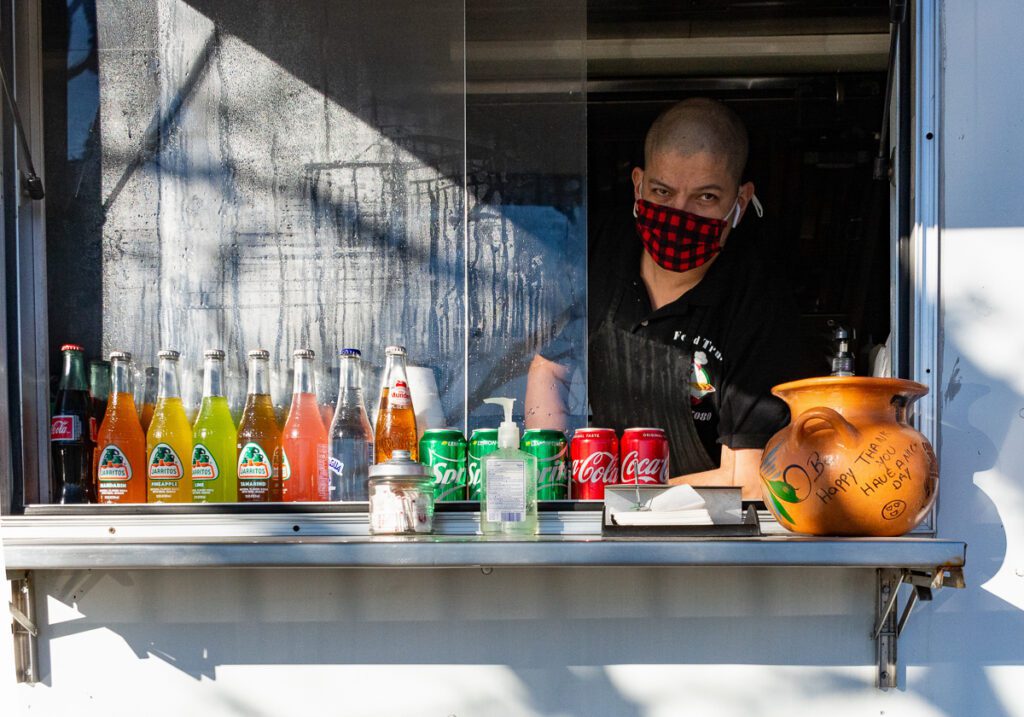 street vendor, Chicago, Northwest, tacos, quesadillas, chilaquiles, Belmont